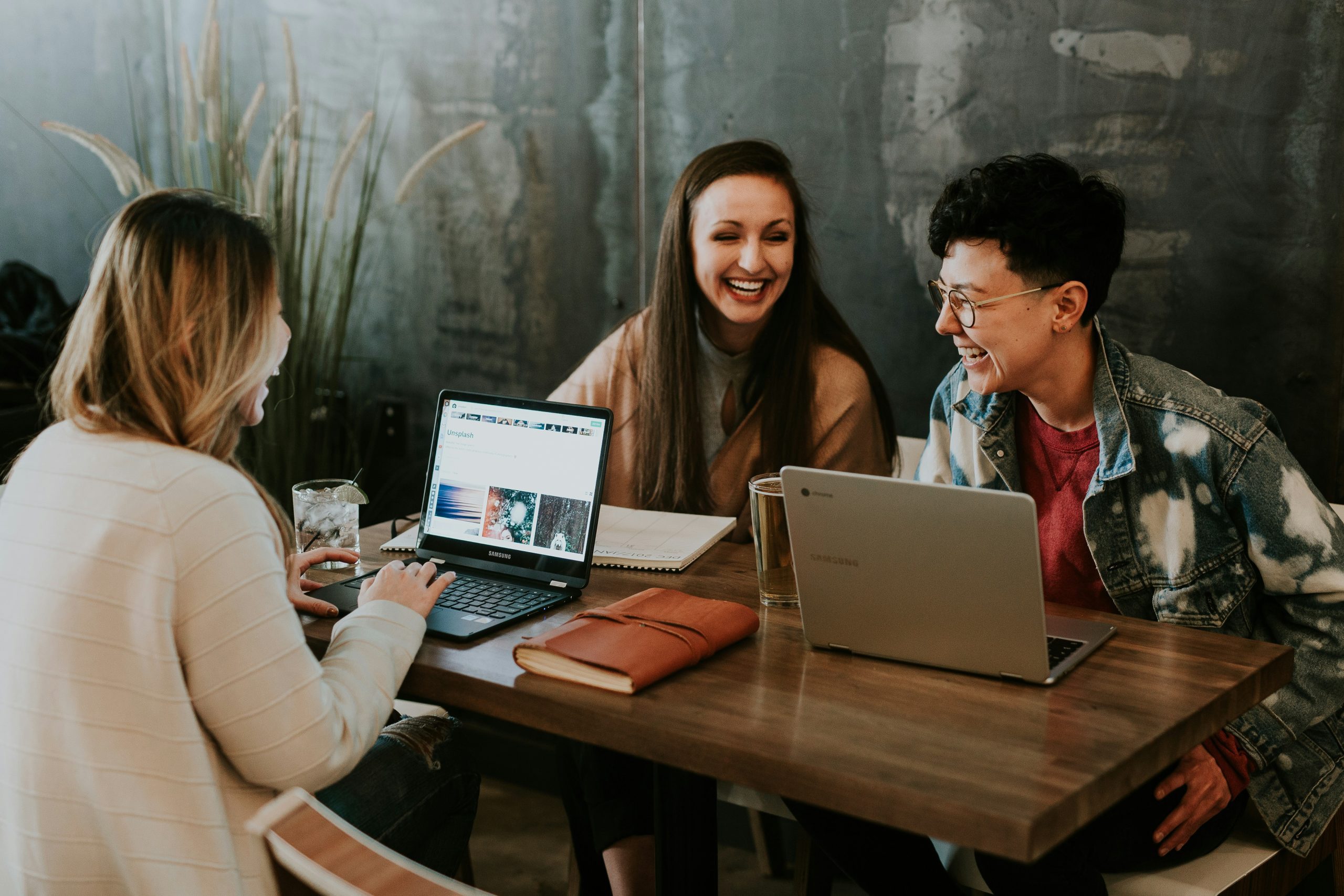 découvrez comment favoriser l'engagement des employés au sein de votre entreprise pour améliorer la motivation, la productivité et la satisfaction au travail.